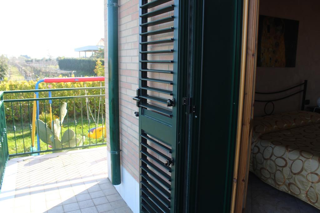 Colle Sul Mare Hotell Termoli Rum bild