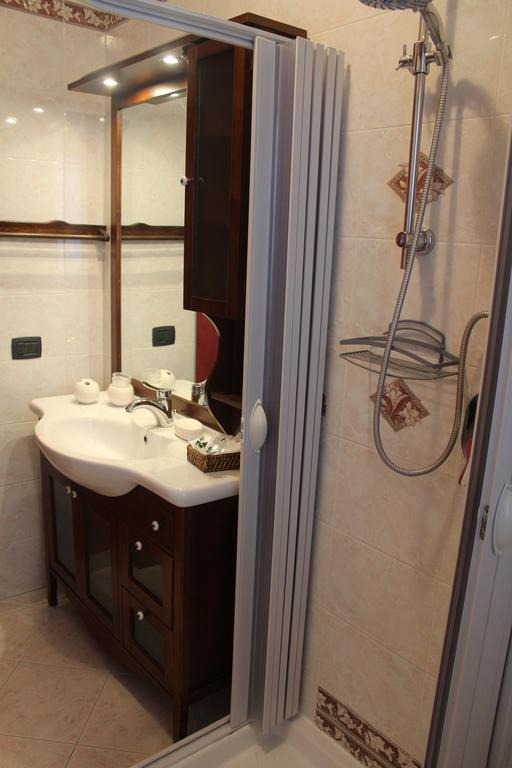 Colle Sul Mare Hotell Termoli Rum bild
